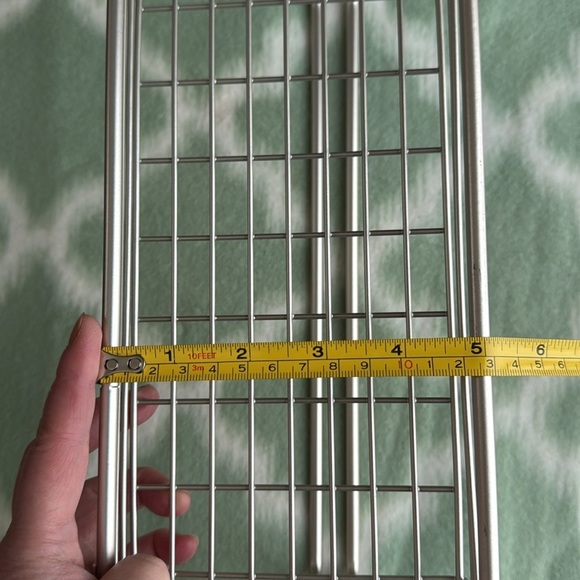 NEW brushed nickel metal wire basket with towel bar - Picture 6 of 8